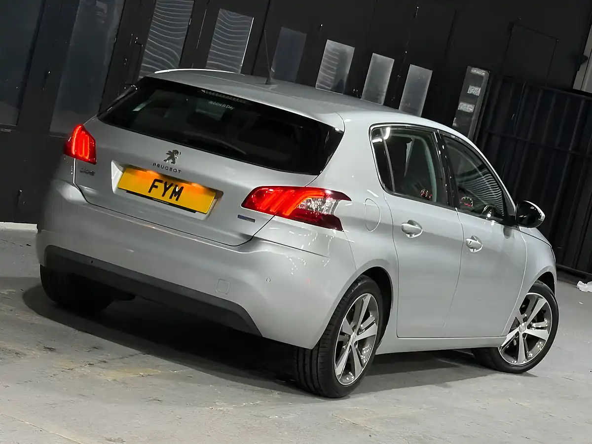Used 2016 Peugeot 308 Allure Silver - Interior and Exterior details 19