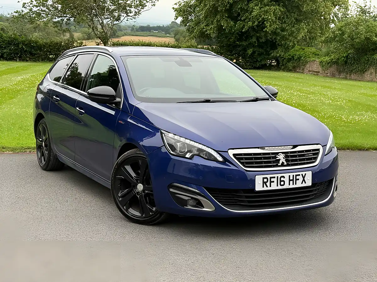 Used 2016 Peugeot 308 GT-Line Blue - Front View