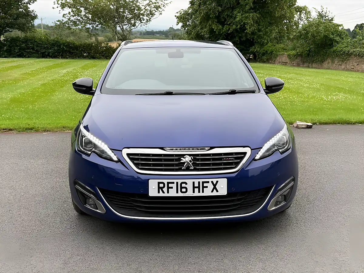 Used 2016 Peugeot 308 GT-Line Blue - Interior and Exterior details 20