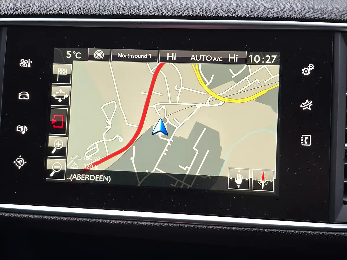 Used 2016 Peugeot 308 GT Line Blue - Interior and Exterior details 11