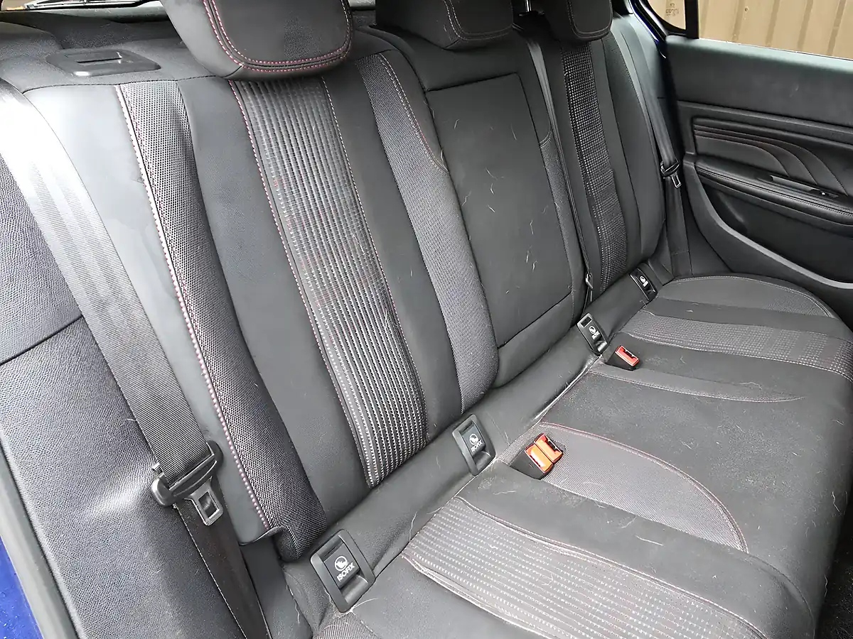 Used 2016 Peugeot 308 GT Line Blue - Interior and Exterior details 18