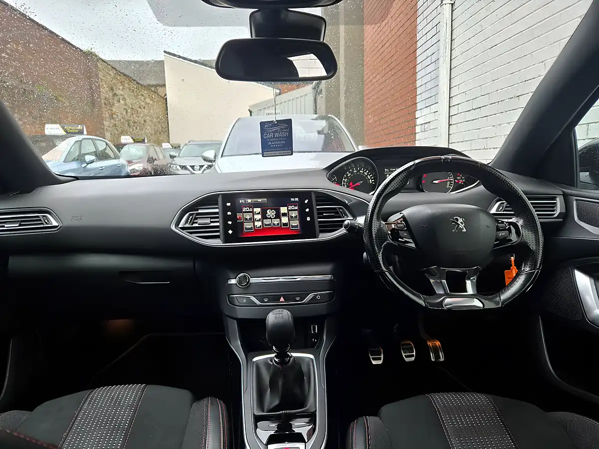 Used 2016 Peugeot 308 GT Line Grey - Interior and Exterior details 11