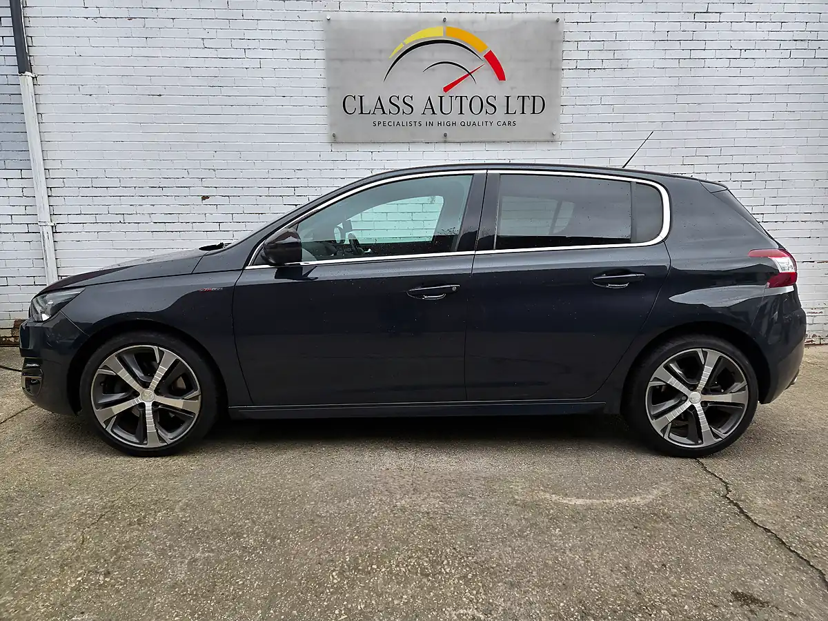 Used 2016 Peugeot 308 GT Line Grey - Interior and Exterior details 6