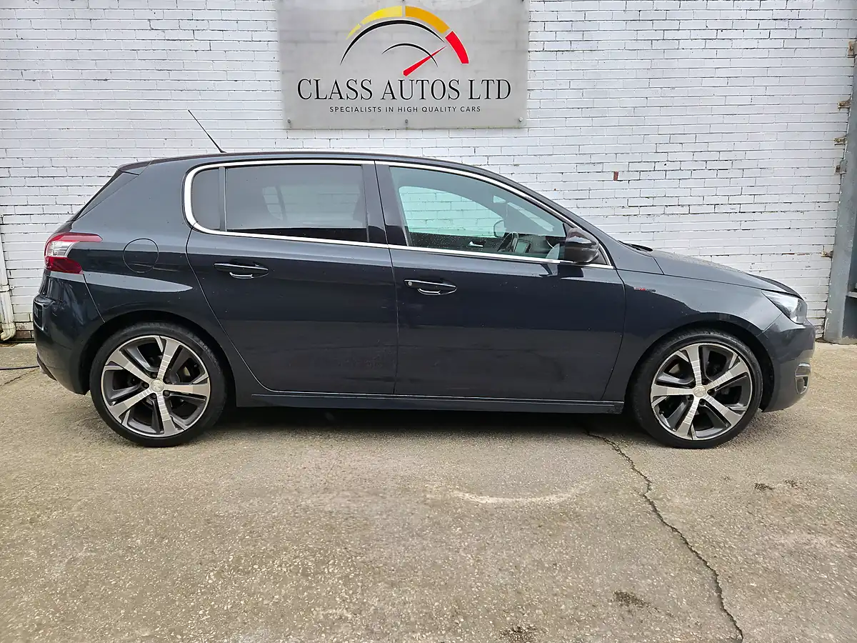 Used 2016 Peugeot 308 GT Line Grey - Interior and Exterior details 8