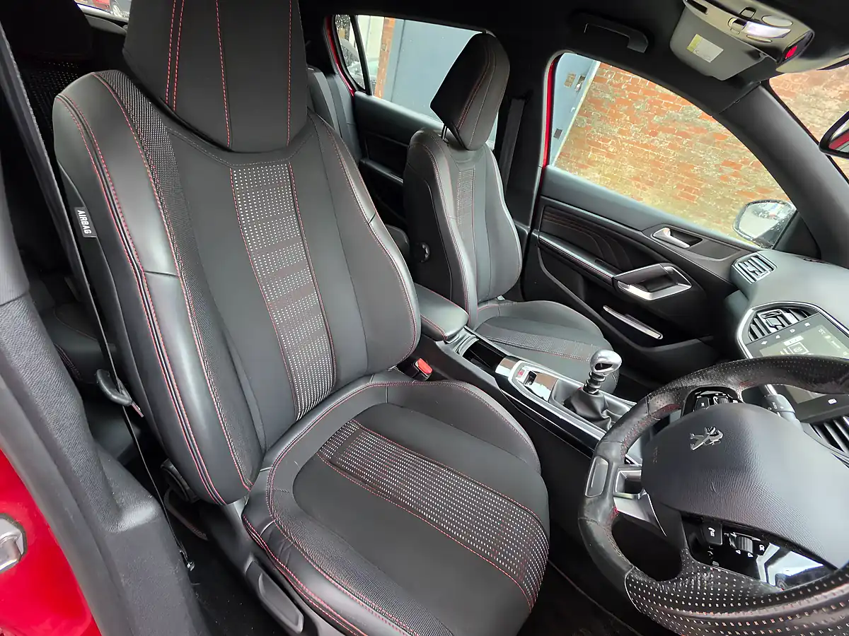 Used 2016 Peugeot 308 GT Line Red - Interior and Exterior details 10