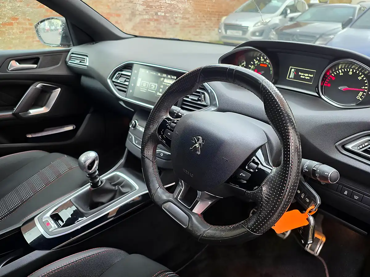 Used 2016 Peugeot 308 GT Line Red - Interior and Exterior details 16