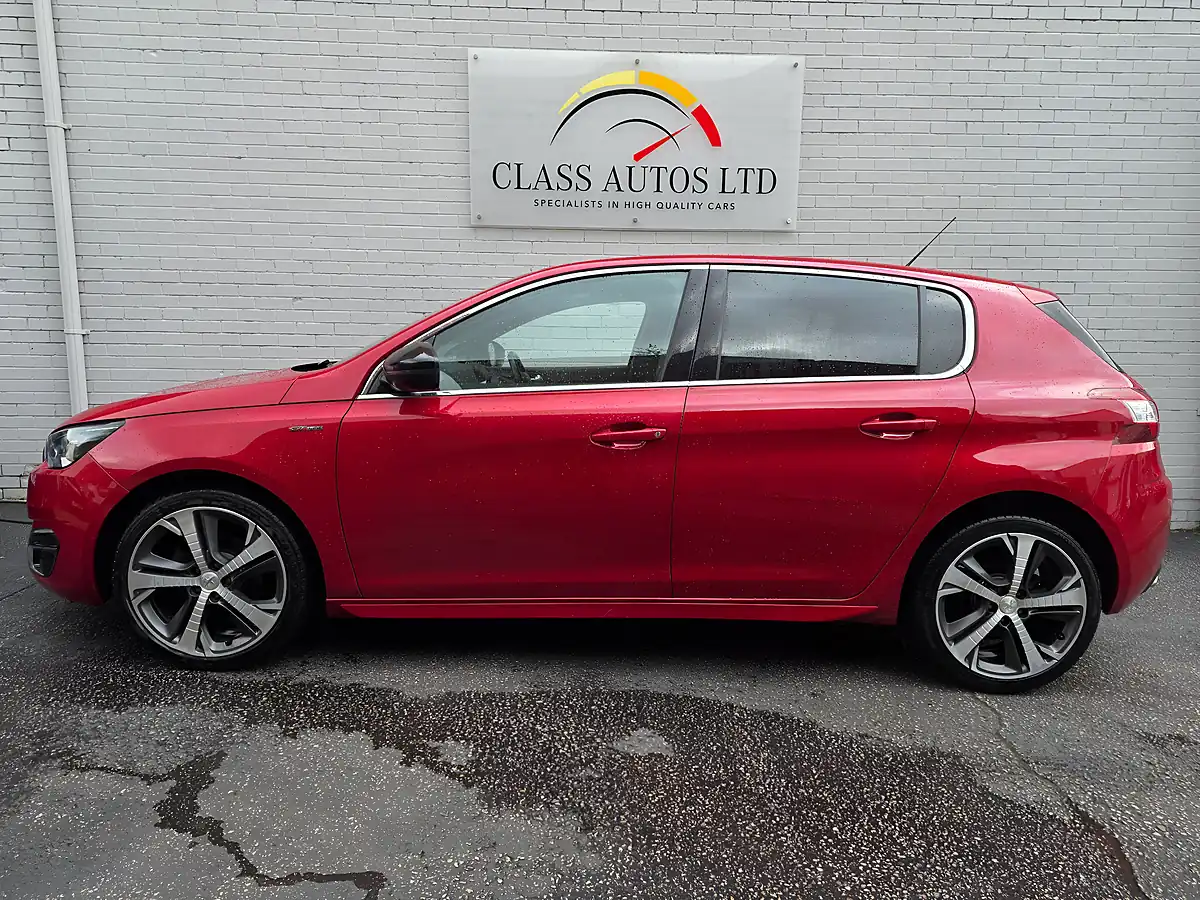 Used 2016 Peugeot 308 GT Line Red - Interior and Exterior details 7