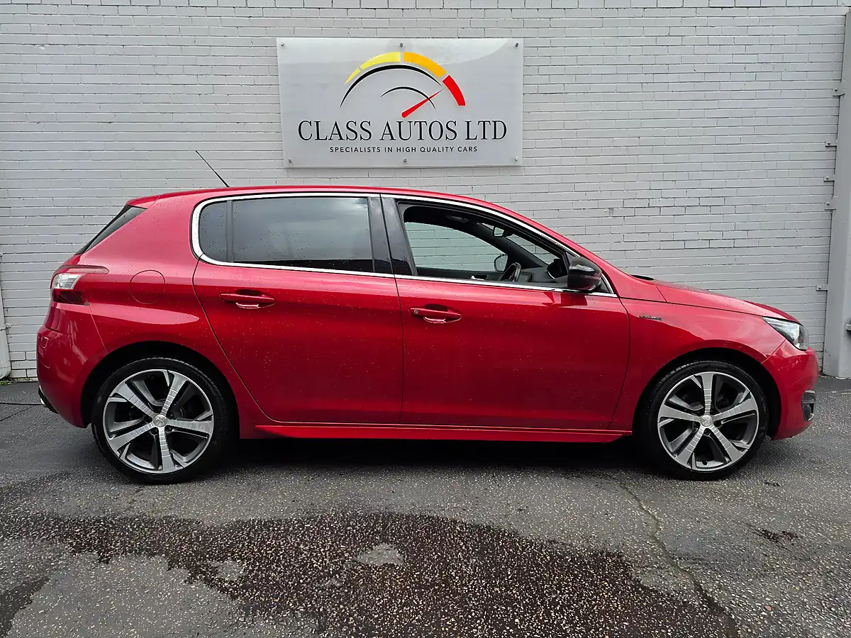 Used 2016 Peugeot 308 GT Line Red - Interior and Exterior details 8