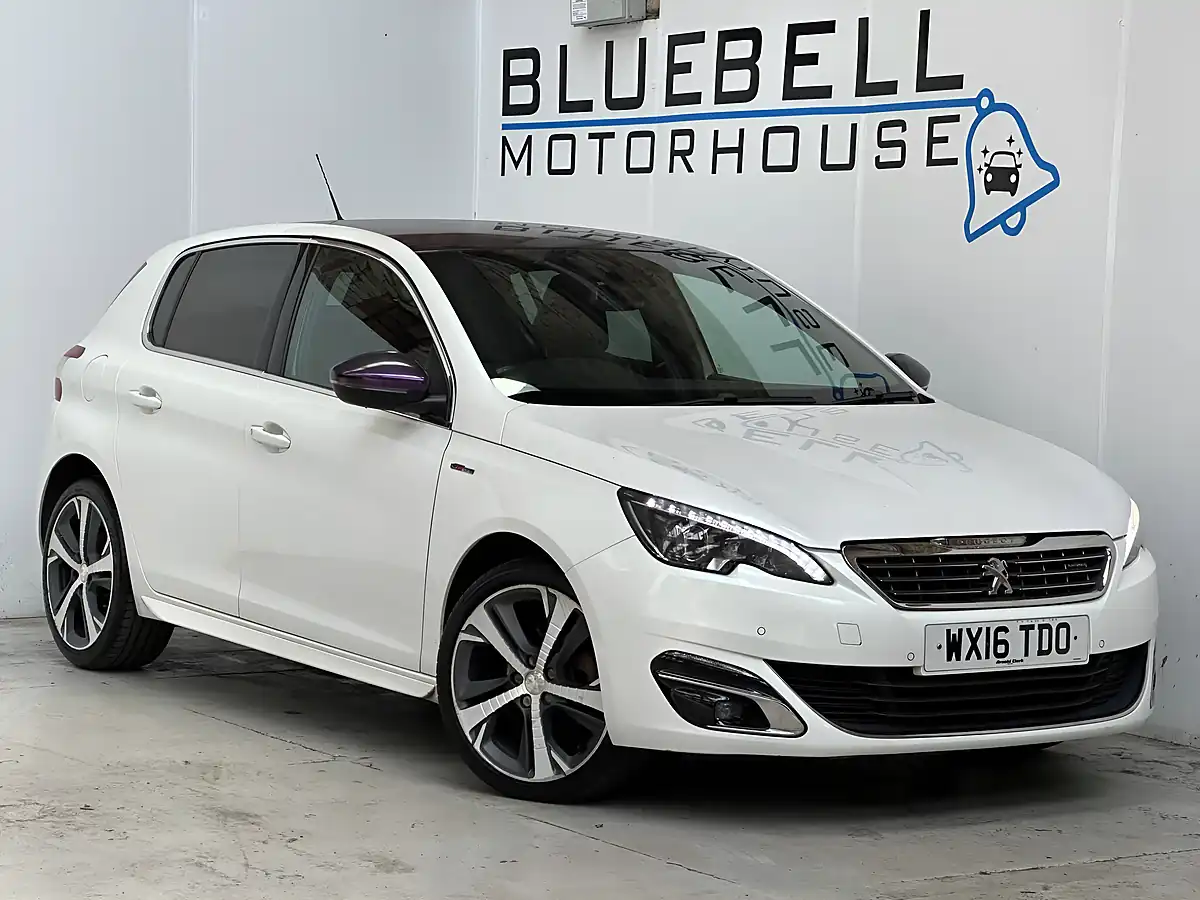 Used 2016 Peugeot 308 GT Line White - Front View