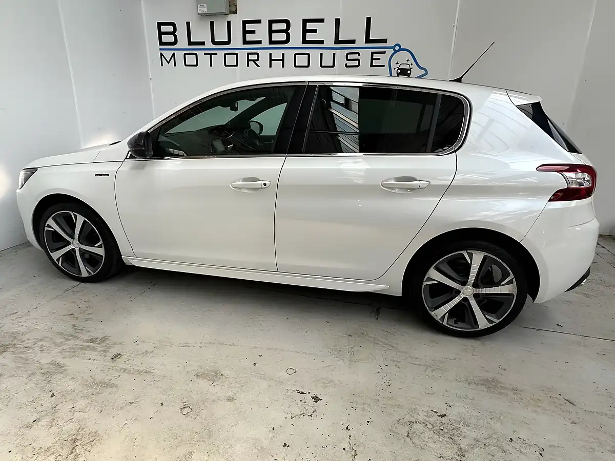 Used 2016 Peugeot 308 GT Line White - Interior and Exterior details 7