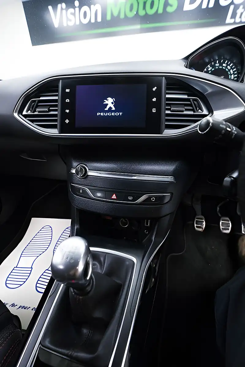 Used 2016 Peugeot 308 GT Line White - Interior and Exterior details 16