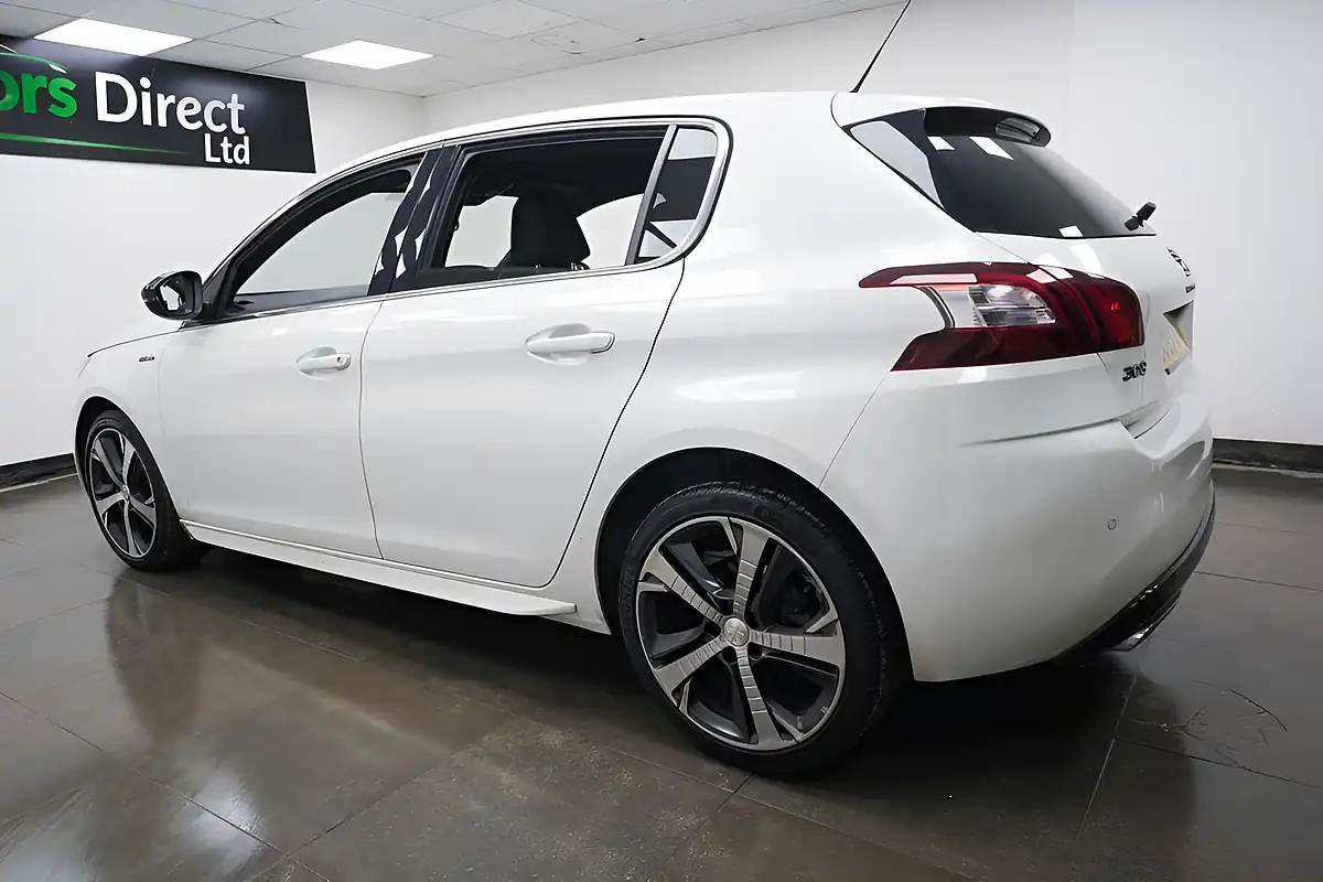 Used 2016 Peugeot 308 GT Line White - Interior and Exterior details 6