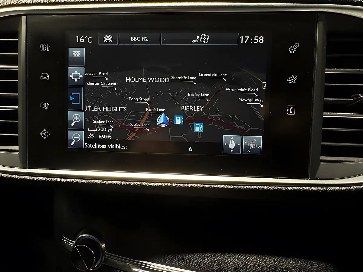Used 2016 Peugeot 308 Sw Active Black - Interior and Exterior details 13