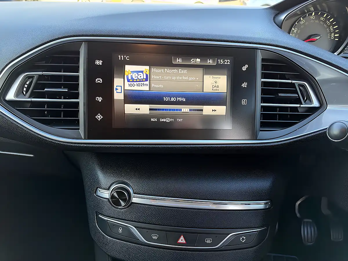 Used 2016 Peugeot 308 Sw Active Grey Metallic - Interior and Exterior details 13