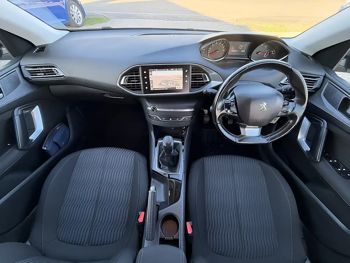 Used 2016 Peugeot 308 Sw Active Grey Metallic - Interior and Exterior details 2