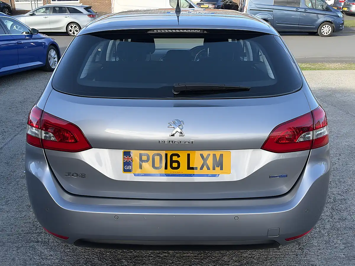 Used 2016 Peugeot 308 Sw Active Grey Metallic - Interior and Exterior details 7