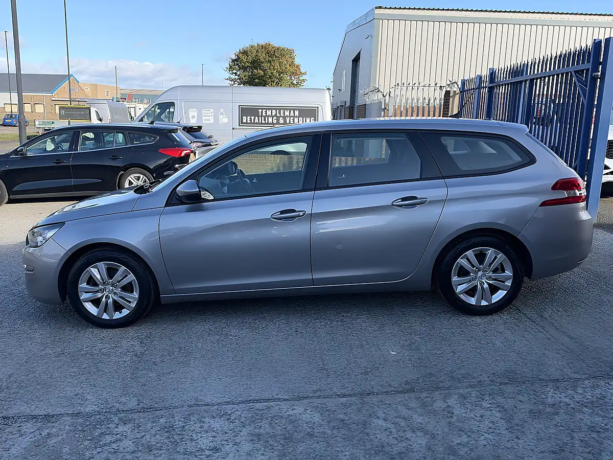 Used 2016 Peugeot 308 Sw Active Grey Metallic - Interior and Exterior details 9