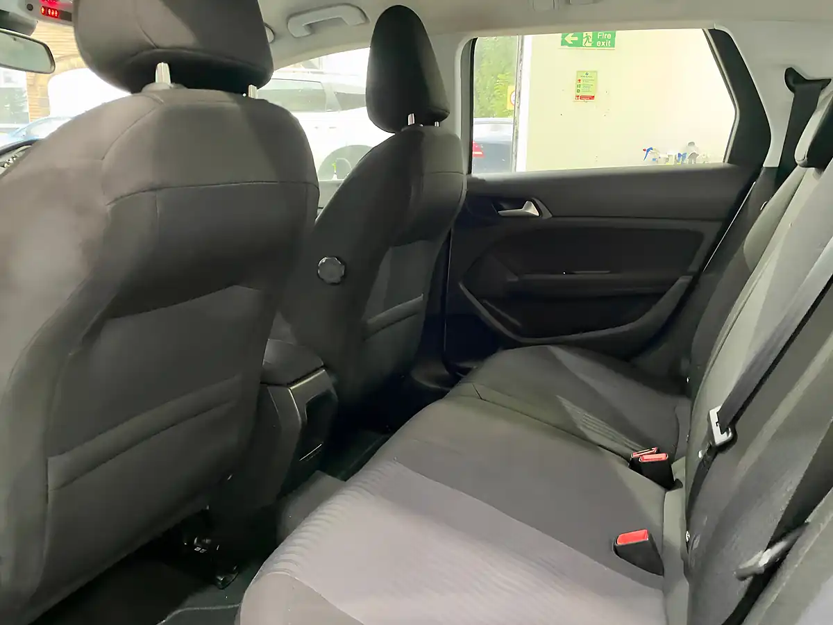 Used 2016 Peugeot 308 Sw Active Silver - Interior and Exterior details 16