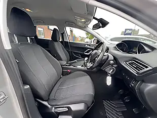 Used 2016 Peugeot 308 Sw Active Silver Met - Interior and Exterior details 6