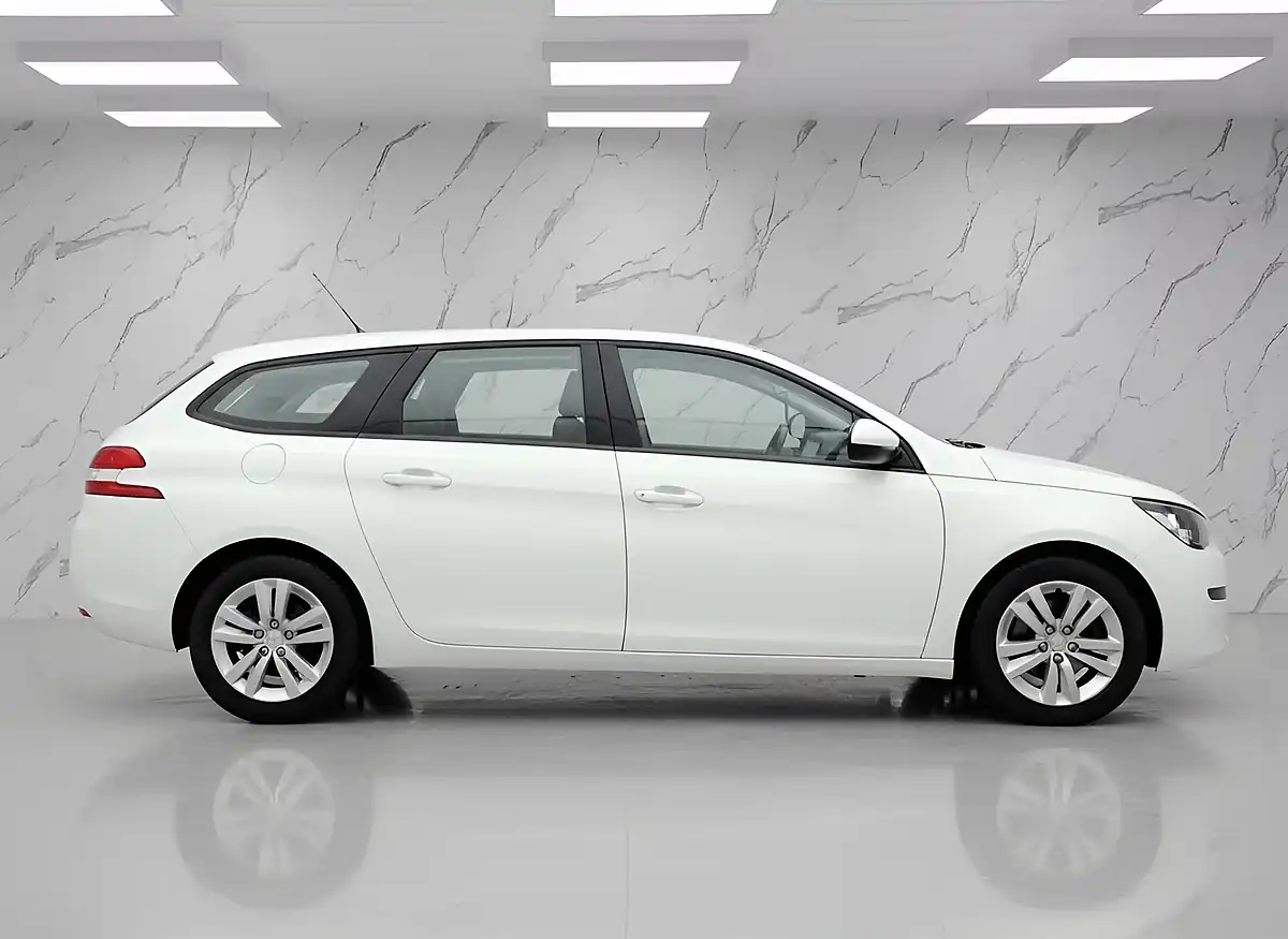 Used 2016 Peugeot 308 Sw Active White - Interior and Exterior details 7