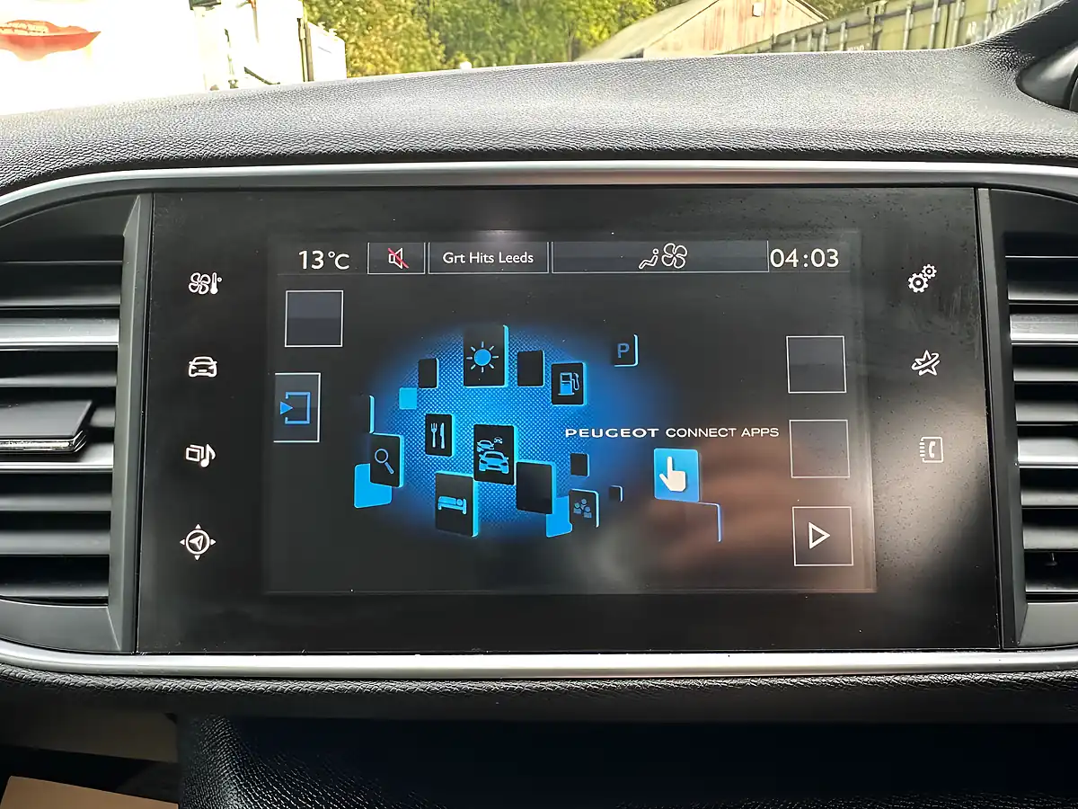 Used 2016 Peugeot 308 Sw Allure Blue - Interior and Exterior details 16