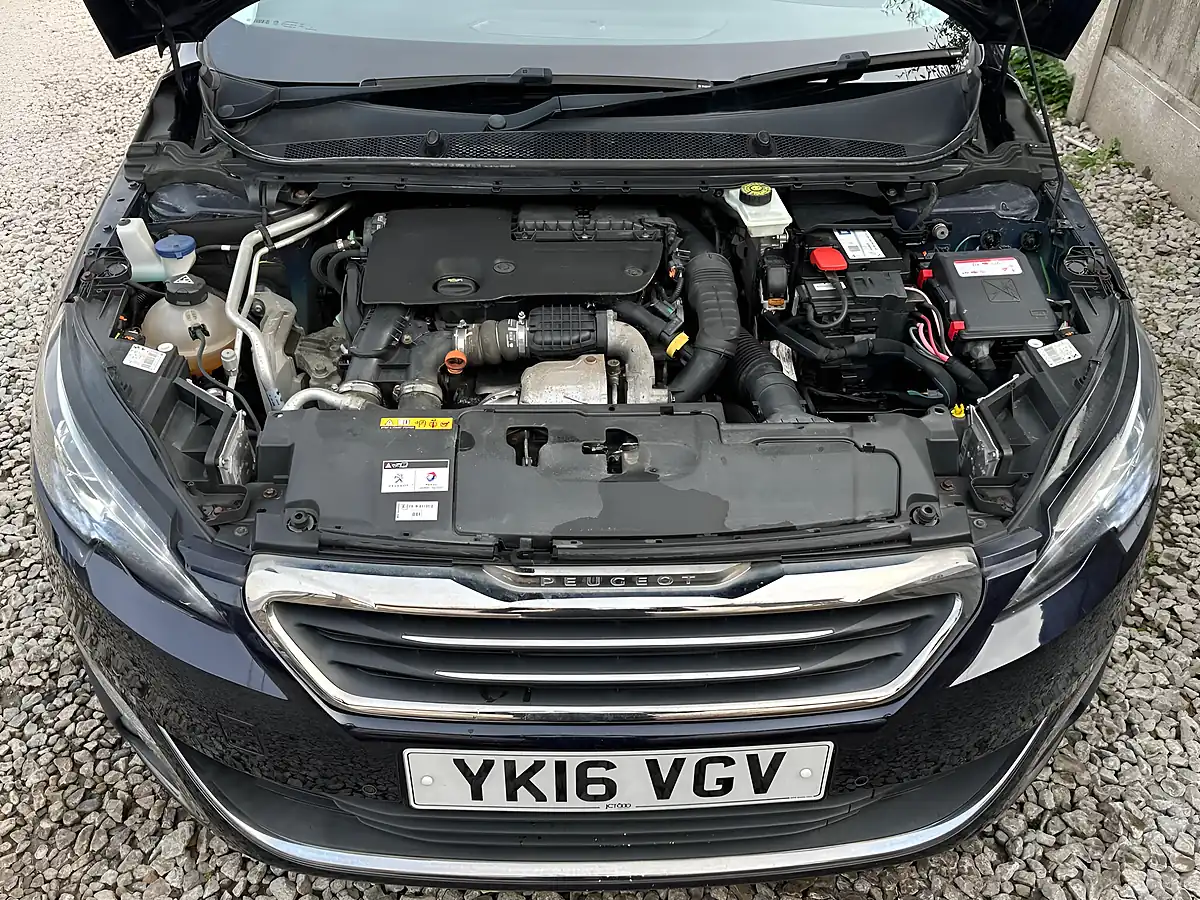 Used 2016 Peugeot 308 Sw Allure Blue - Interior and Exterior details 19