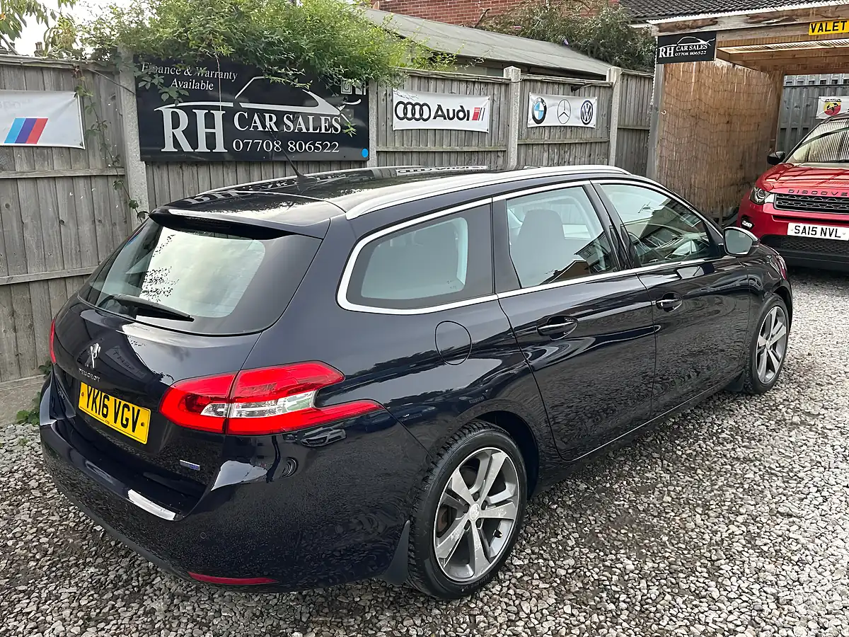 Used 2016 Peugeot 308 Sw Allure Blue - Interior and Exterior details 9