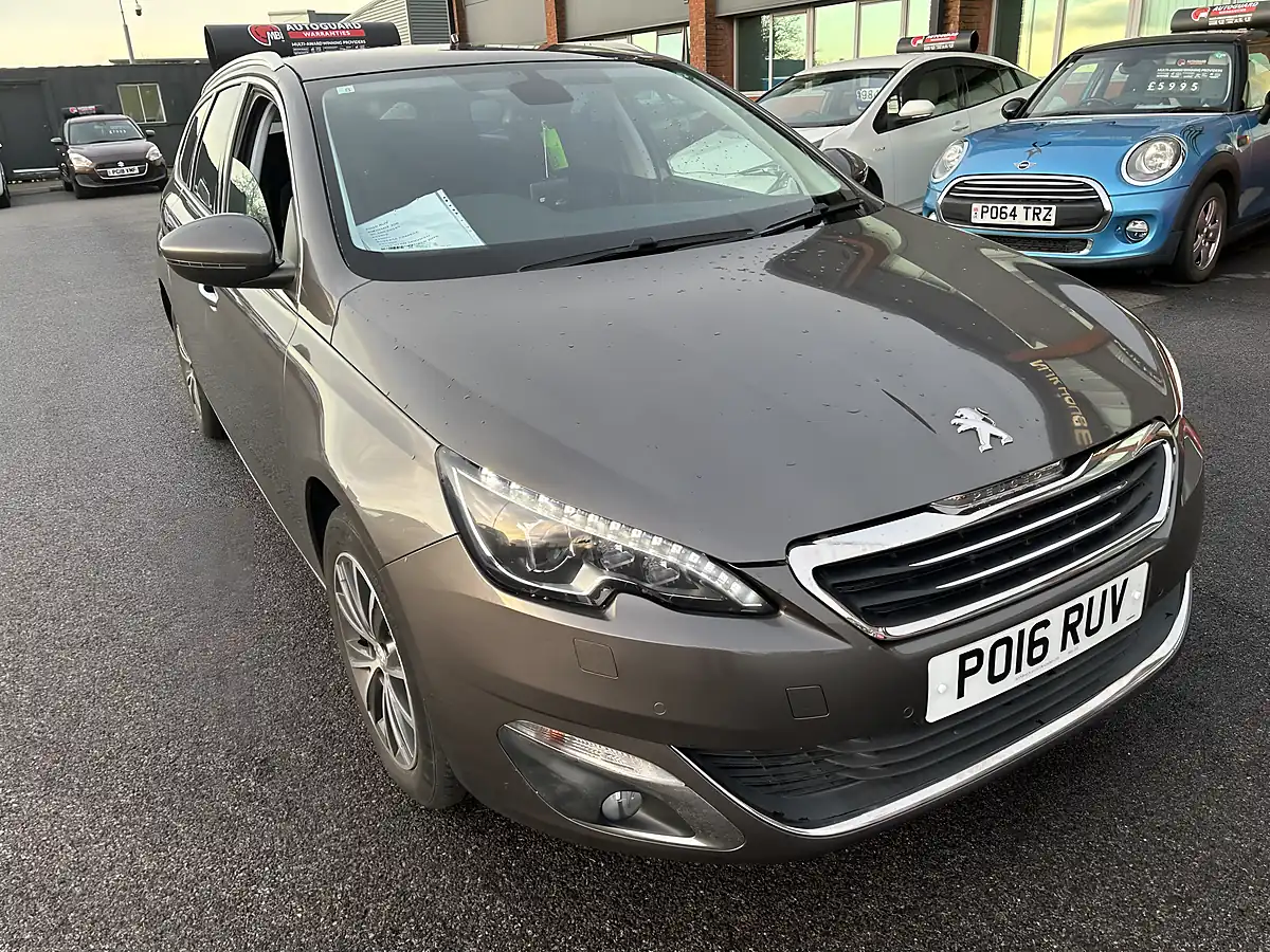 Used 2016 Peugeot 308 Sw Brown - Front View