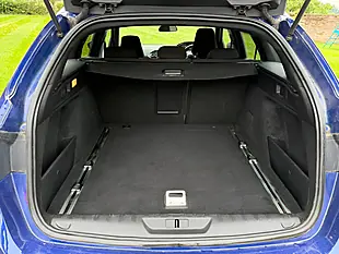 Used 2016 Peugeot 308 Sw GT-Line Blue - Interior and Exterior details 13