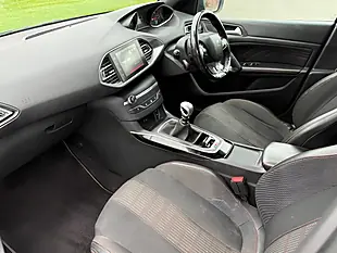 Used 2016 Peugeot 308 Sw GT-Line Blue - Interior and Exterior details 14