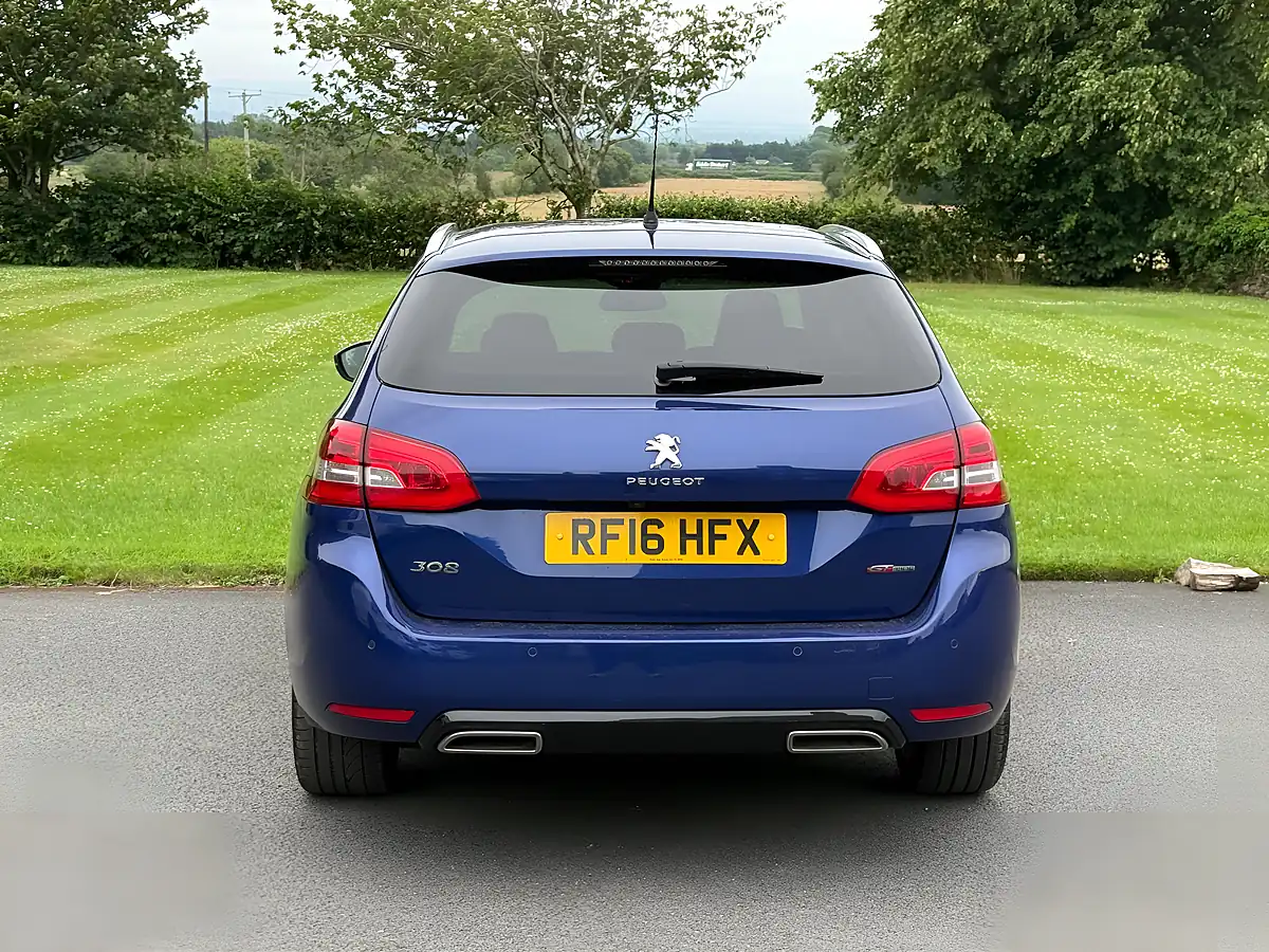 Used 2016 Peugeot 308 Sw GT-Line Blue - Interior and Exterior details 6