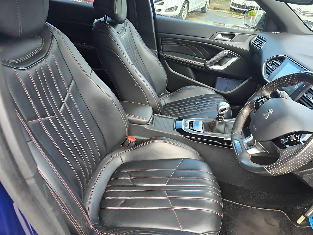 Used 2016 Peugeot 308 Sw GT Line Blue - Interior and Exterior details 12