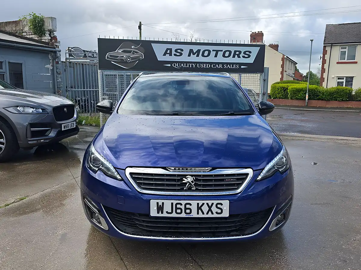 Used 2016 Peugeot 308 Sw GT Line Blue - Interior and Exterior details 2