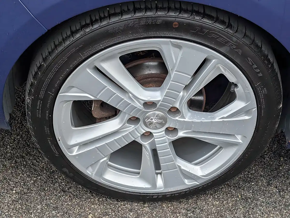 Used 2016 Peugeot 308 Sw GT Line Magnetic Blue - Interior and Exterior details 10