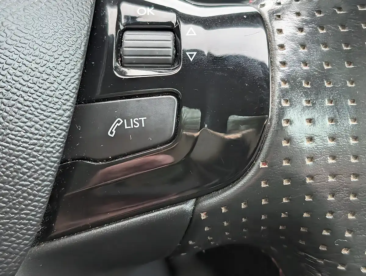 Used 2016 Peugeot 308 Sw GT Line Magnetic Blue - Interior and Exterior details 18
