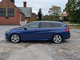Used 2016 Peugeot 308 Sw GT Line Magnetic Blue - Interior and Exterior details 5