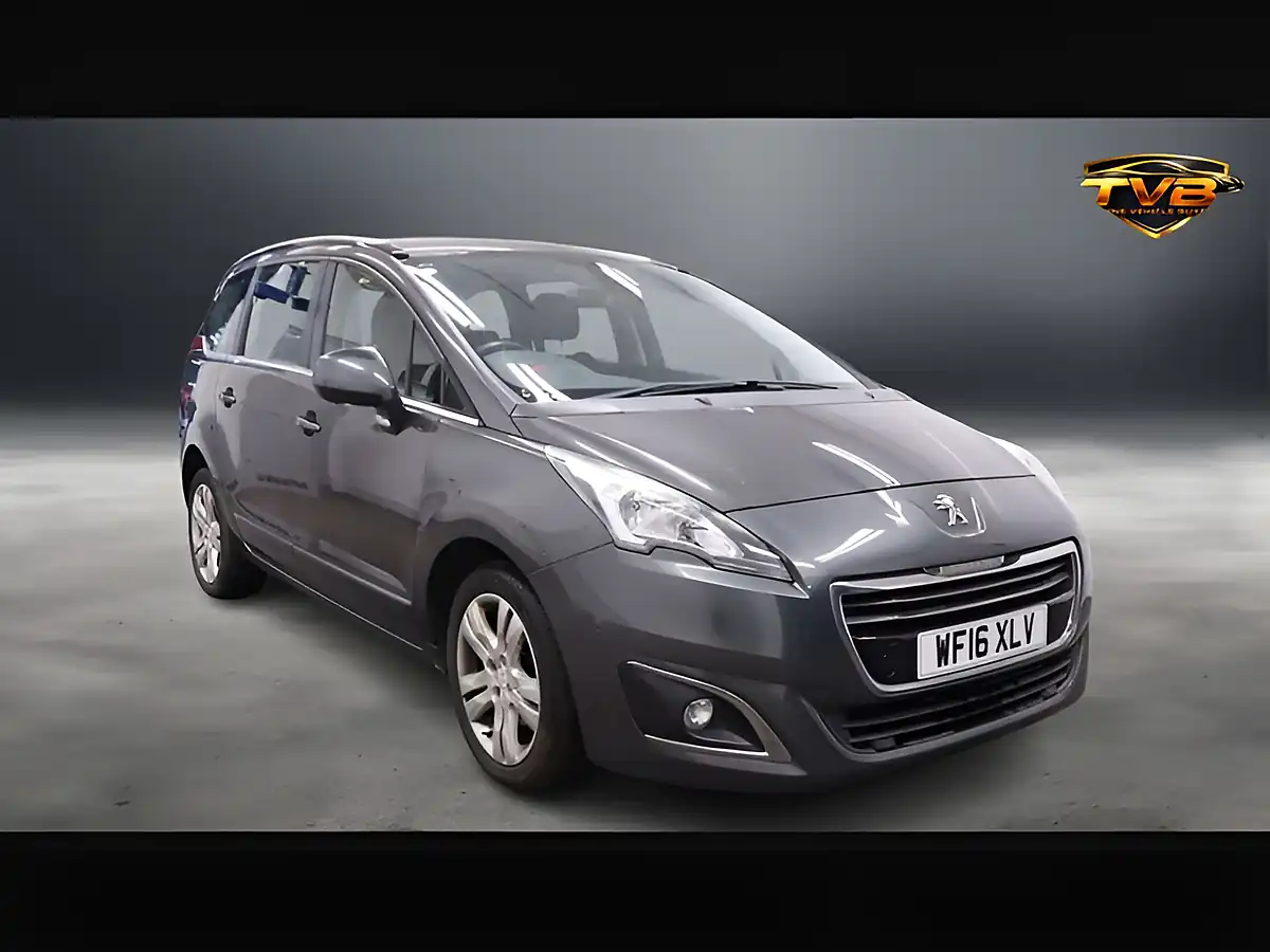 Used 2016 Peugeot 5008 Active Shark Grey - Front View