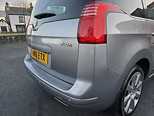 Used 2016 Peugeot 5008 Allure Grey - Interior and Exterior details 12
