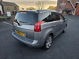 Used 2016 Peugeot 5008 Allure Grey - Interior and Exterior details 6