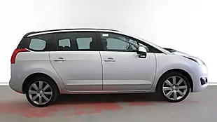 Used 2016 Peugeot 5008 Allure Silver - Interior and Exterior details 5