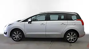 Used 2016 Peugeot 5008 Allure Silver - Interior and Exterior details 6