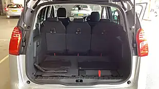Used 2016 Peugeot 5008 Allure Silver - Interior and Exterior details 9