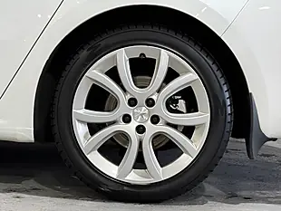 Used 2016 Peugeot 508 Allure White - Interior and Exterior details 13