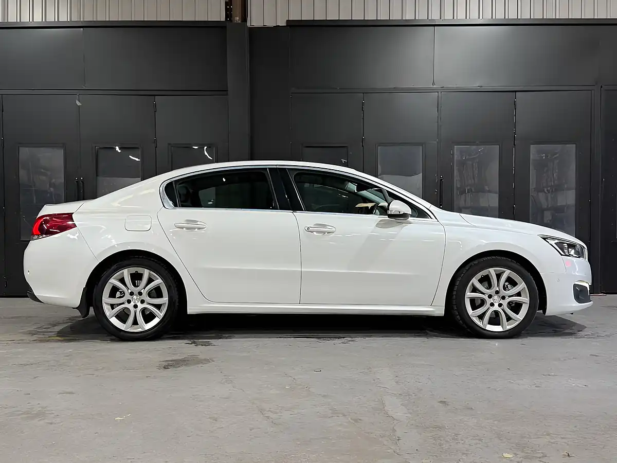 Used 2016 Peugeot 508 Allure White - Interior and Exterior details 4