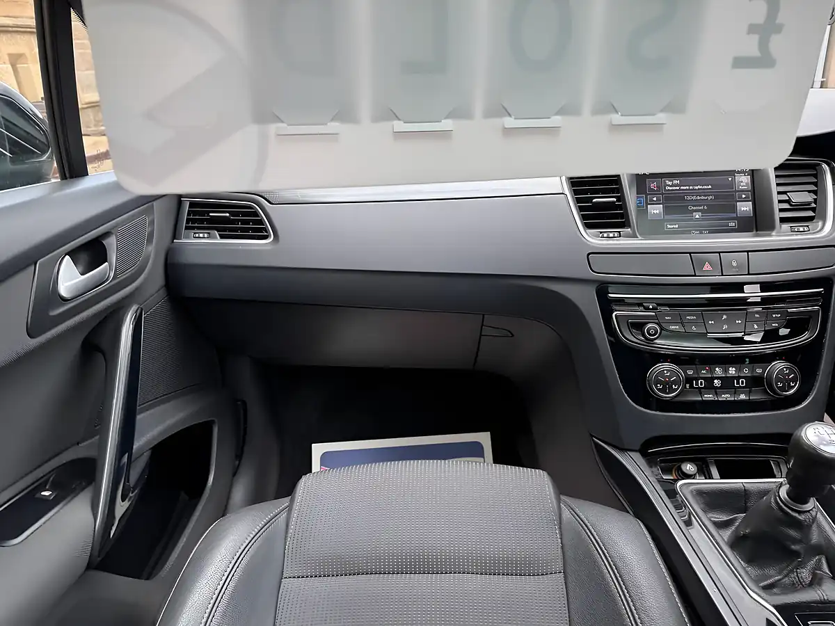 Used 2016 Peugeot 508 Sw Allure Black - Interior and Exterior details 12