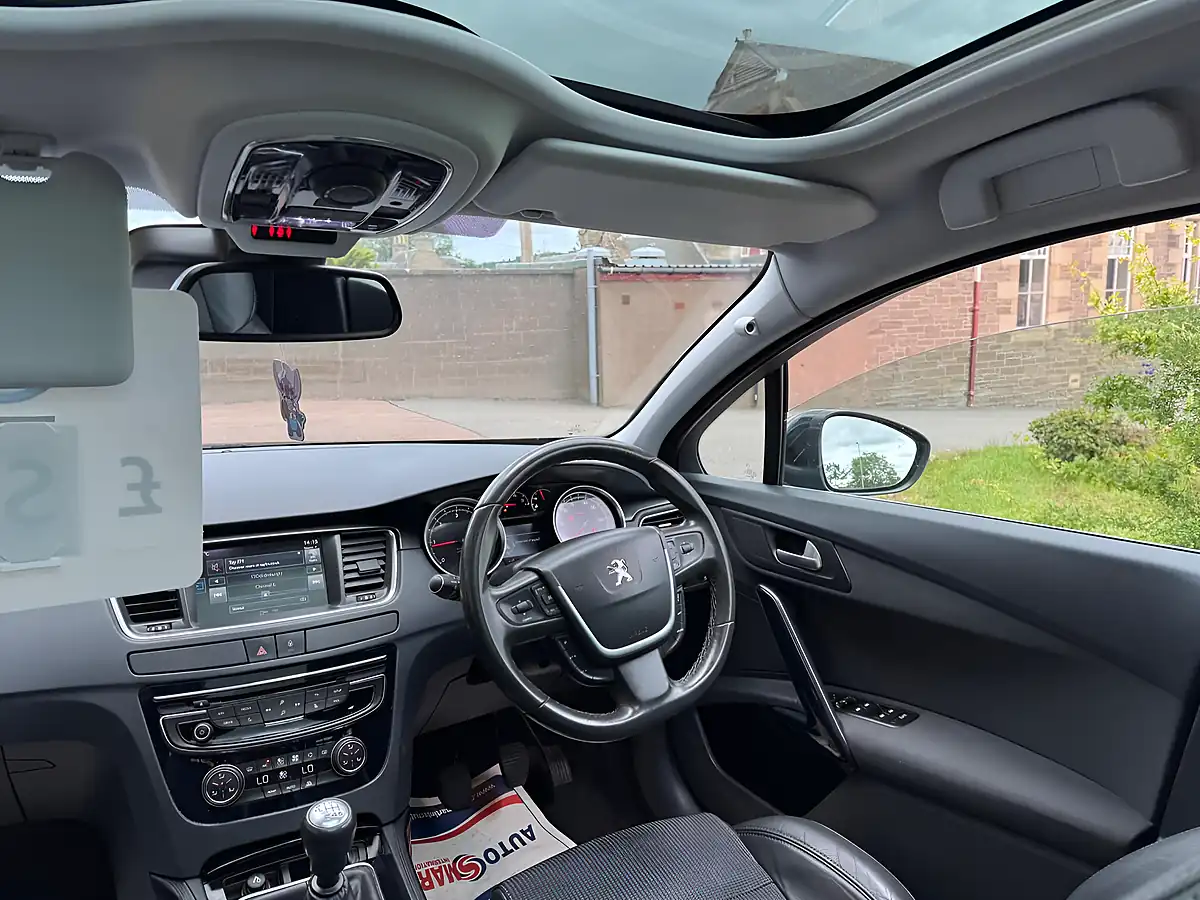 Used 2016 Peugeot 508 Sw Allure Black - Interior and Exterior details 15
