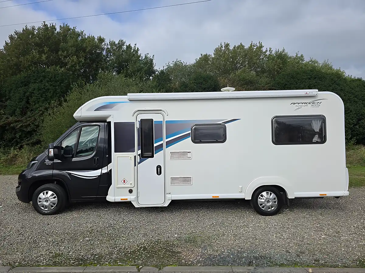 Used 2016 Peugeot Bailey Autograph 765 Approach Grey - Interior and Exterior details 4