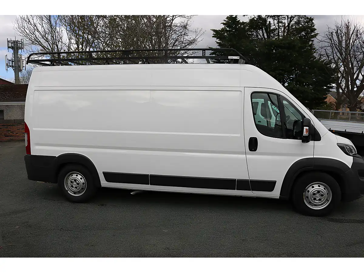 Used 2016 Peugeot Boxer Lwb Facelift White - Interior and Exterior details 10