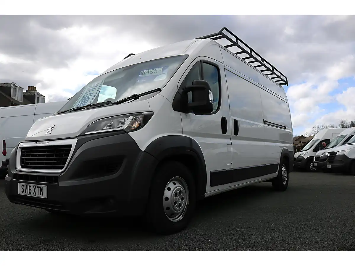 Used 2016 Peugeot Boxer Lwb Facelift White - Interior and Exterior details 12