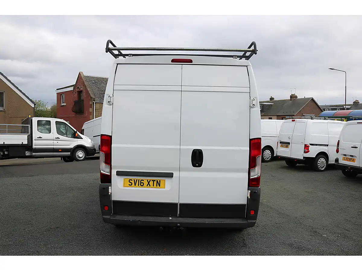 Used 2016 Peugeot Boxer Lwb Facelift White - Interior and Exterior details 7